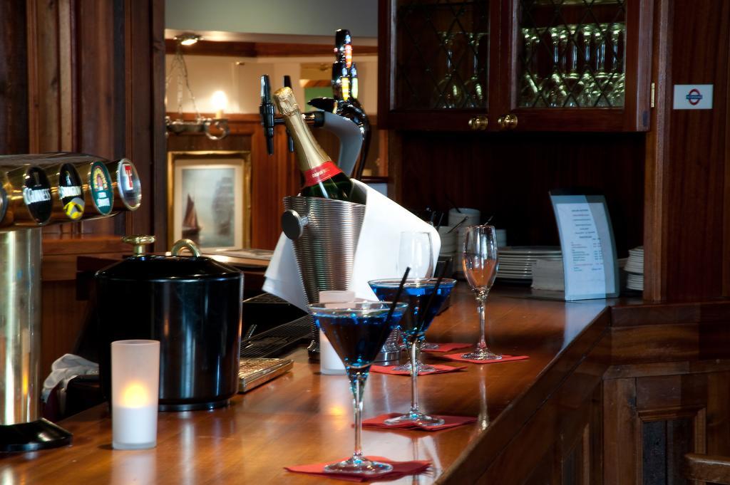 The Mariner Hotel Aberdeen Esterno foto