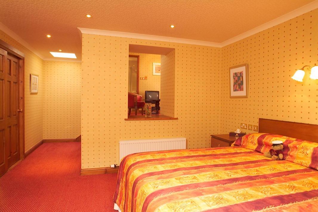 The Mariner Hotel Aberdeen Esterno foto